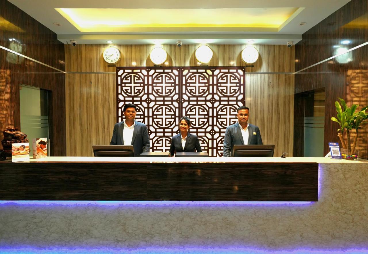 Aristocrat Hotel Kolkata Luaran gambar