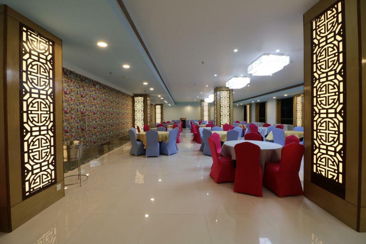 Aristocrat Hotel Kolkata Luaran gambar