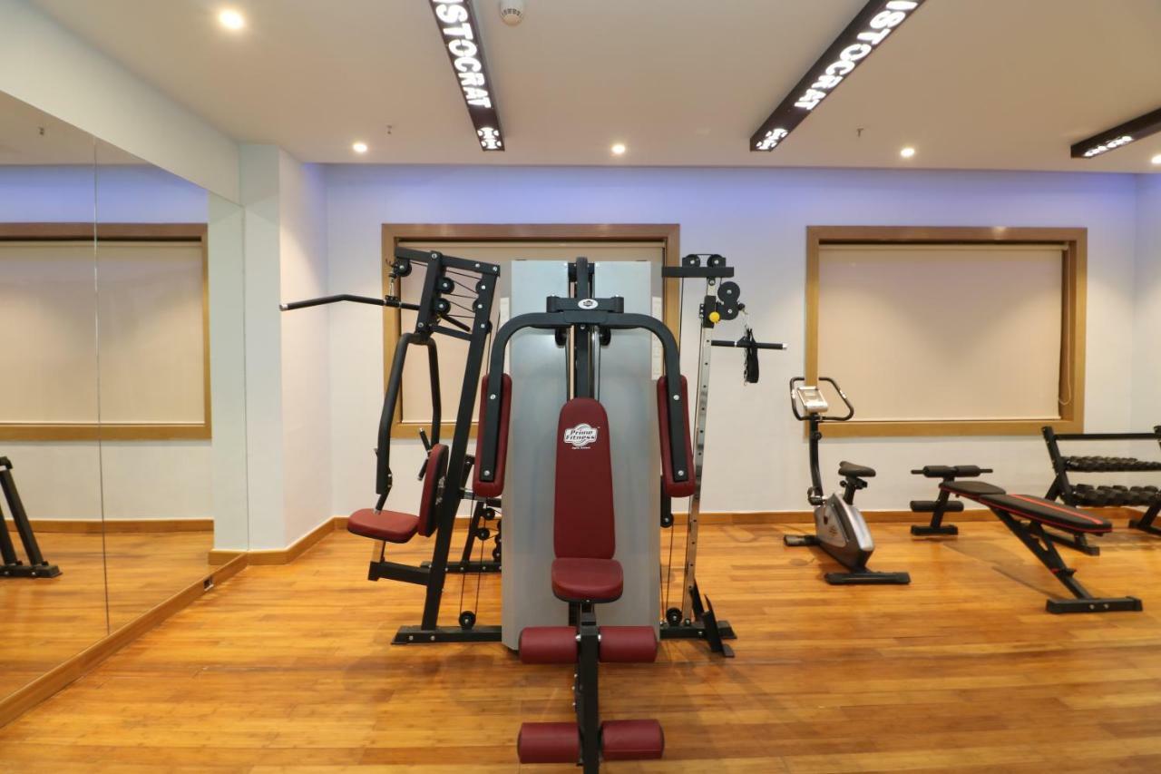 Aristocrat Hotel Kolkata Luaran gambar