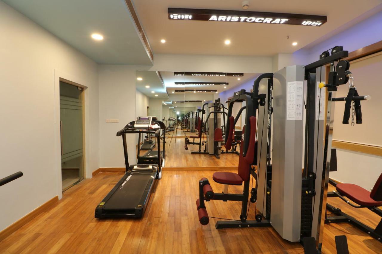 Aristocrat Hotel Kolkata Luaran gambar
